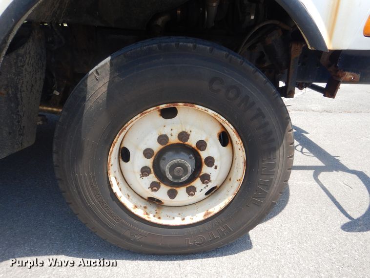 image for item GO9942 2006 Sterling LT8500  dump truck