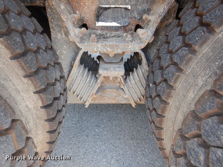 image for item GO9942 2006 Sterling LT8500  dump truck