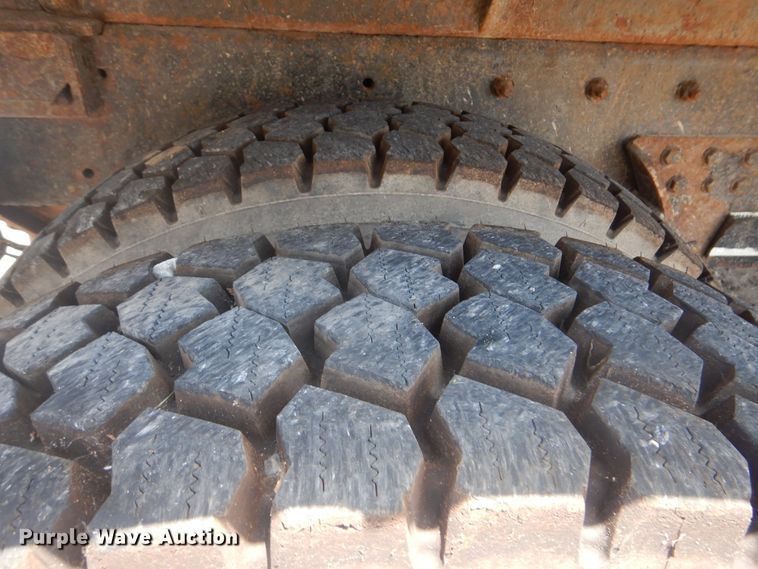 image for item GO9942 2006 Sterling LT8500  dump truck