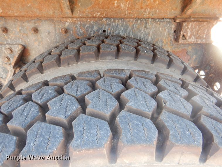 image for item GO9942 2006 Sterling LT8500  dump truck