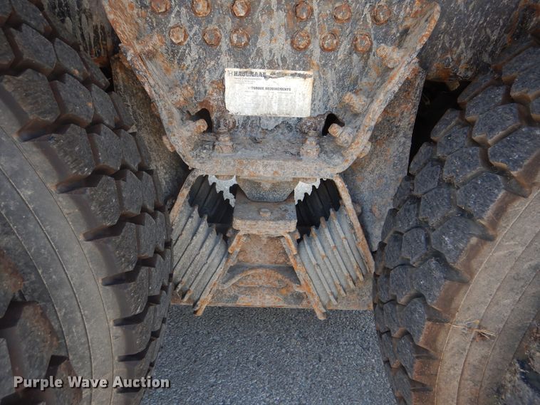 image for item GO9942 2006 Sterling LT8500  dump truck