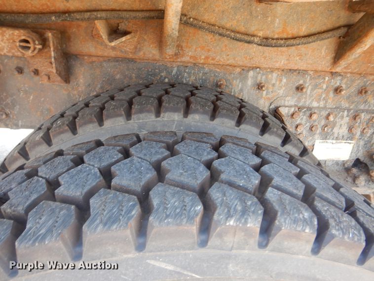 image for item GO9942 2006 Sterling LT8500  dump truck