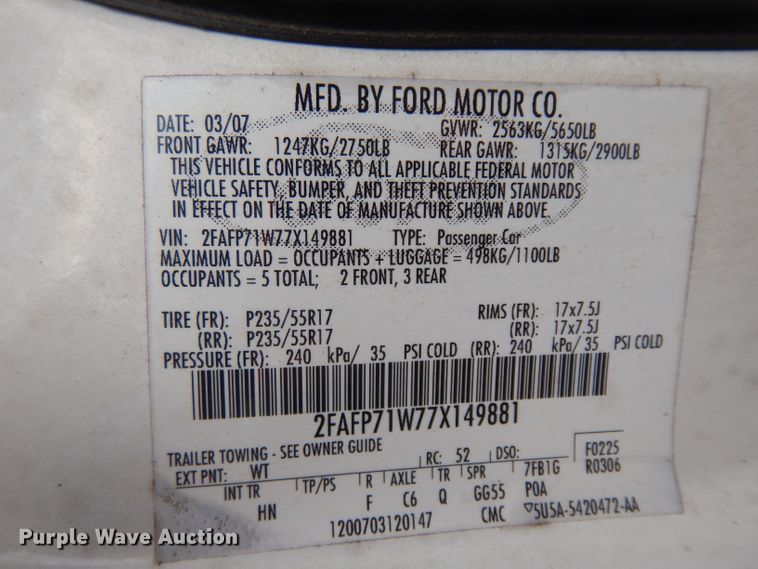 image for item GO9945 2007 Ford Crown Victoria Police Interceptor