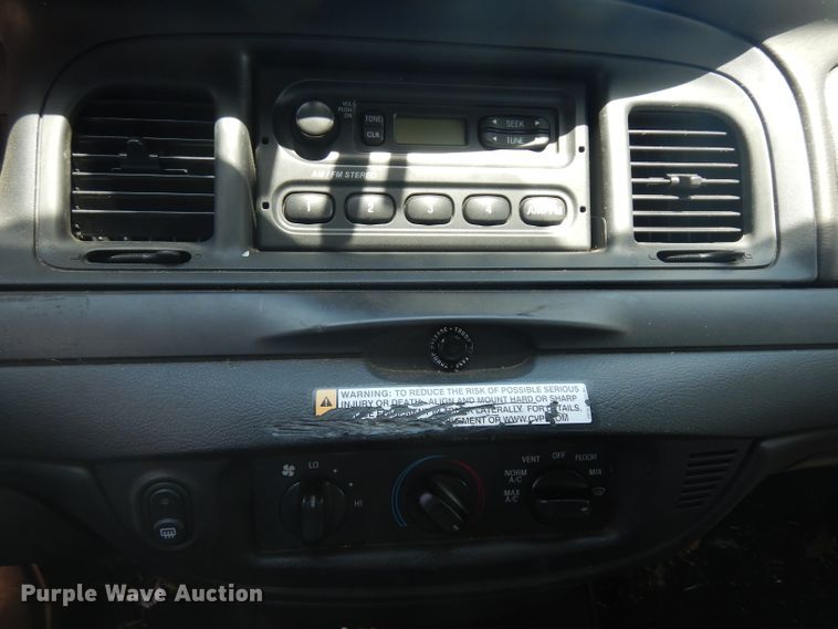 image for item GO9946 2008 Ford Crown Victoria Police Interceptor