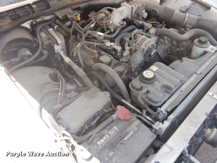 image for item GO9946 2008 Ford Crown Victoria Police Interceptor