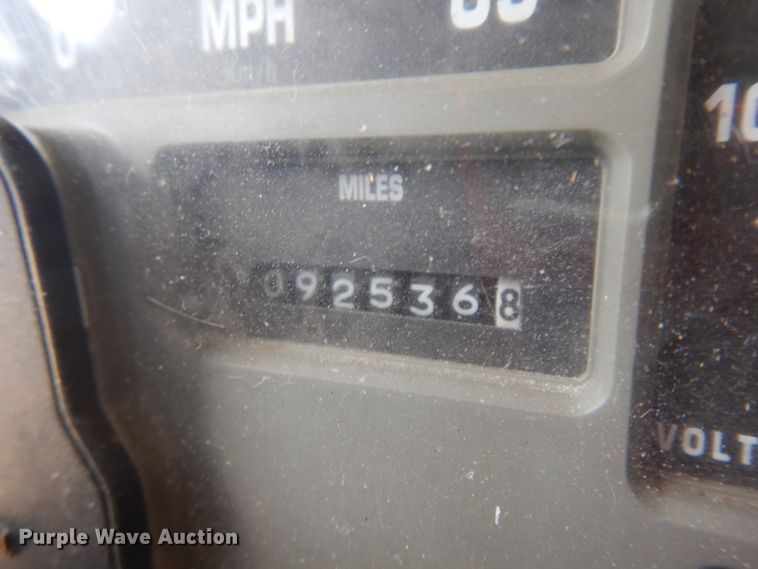 image for item GO9959 1996 International 4900  dump truck