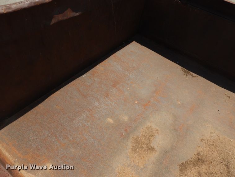 image for item GO9959 1996 International 4900  dump truck