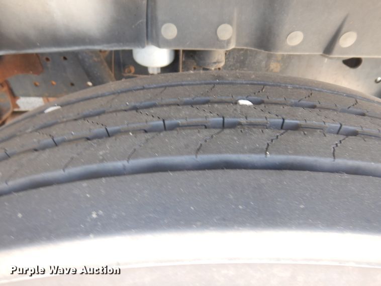 image for item GO9959 1996 International 4900  dump truck