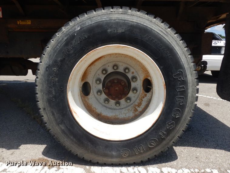 image for item GO9959 1996 International 4900  dump truck