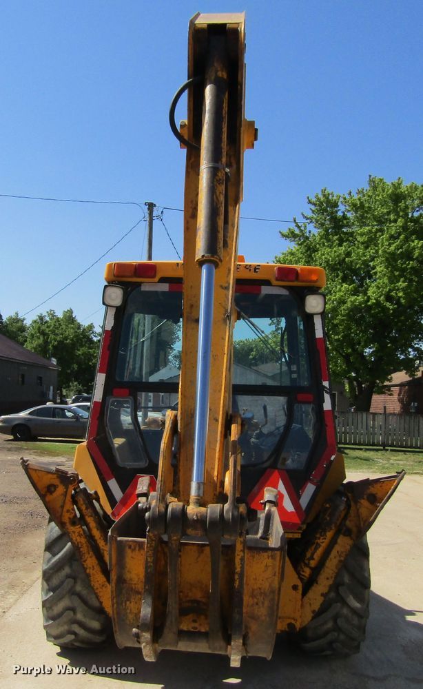 image for item GQ9022 1989 John Deere 210C  backhoe