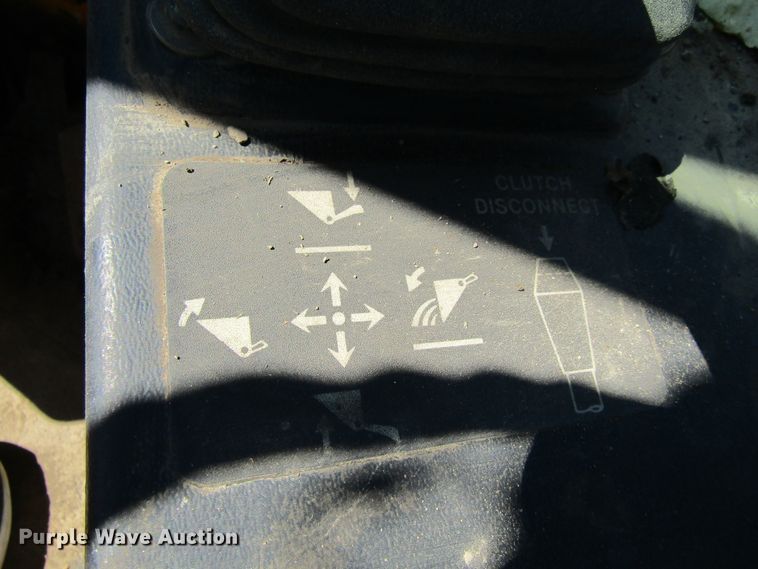 image for item GQ9022 1989 John Deere 210C  backhoe