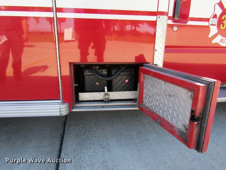 image for item GQ9026 2003 Ford Econoline E350  ambulance