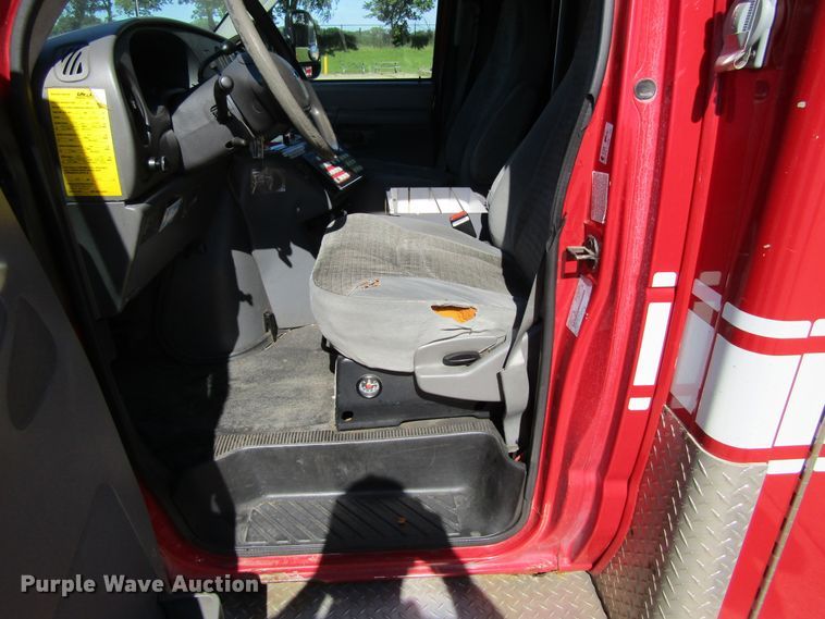 image for item GQ9026 2003 Ford Econoline E350  ambulance