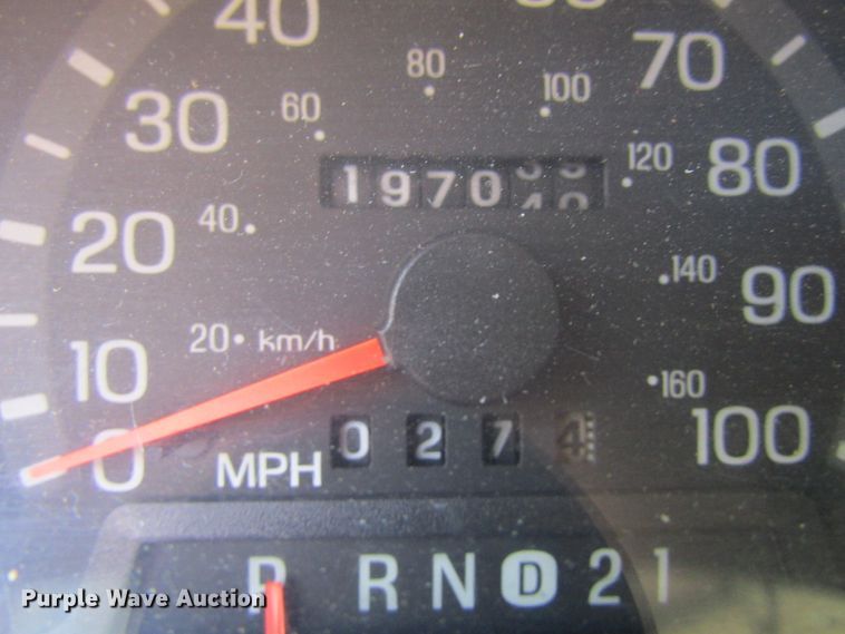 image for item GQ9026 2003 Ford Econoline E350  ambulance