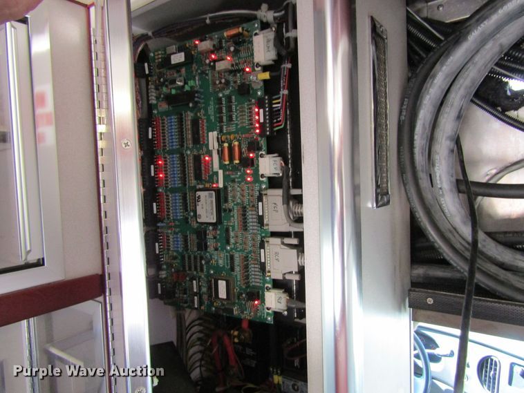 image for item GQ9026 2003 Ford Econoline E350  ambulance