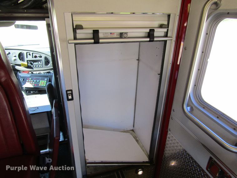 image for item GQ9026 2003 Ford Econoline E350  ambulance