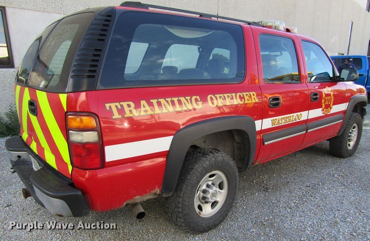 image for item GQ9027 2003 Chevrolet Suburban 2500  SUV