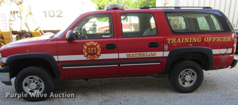 image for item GQ9027 2003 Chevrolet Suburban 2500  SUV