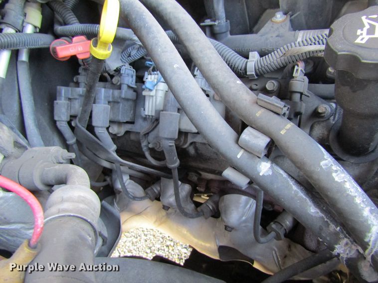 image for item GQ9027 2003 Chevrolet Suburban 2500  SUV