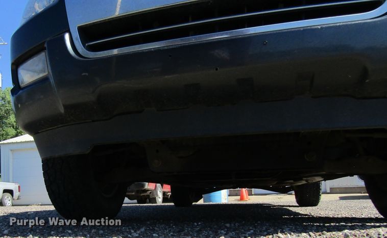 image for item GQ9029 2010 Ford Explorer XLT  SUV