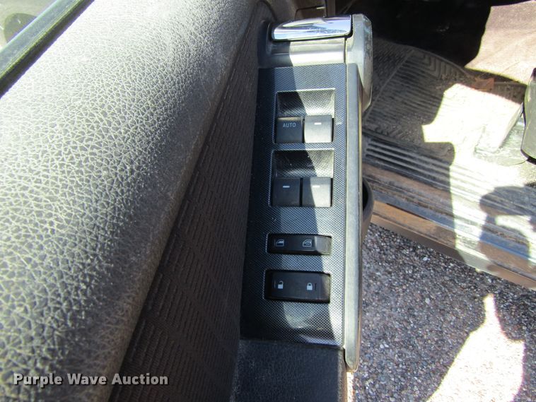 image for item GQ9029 2010 Ford Explorer XLT  SUV