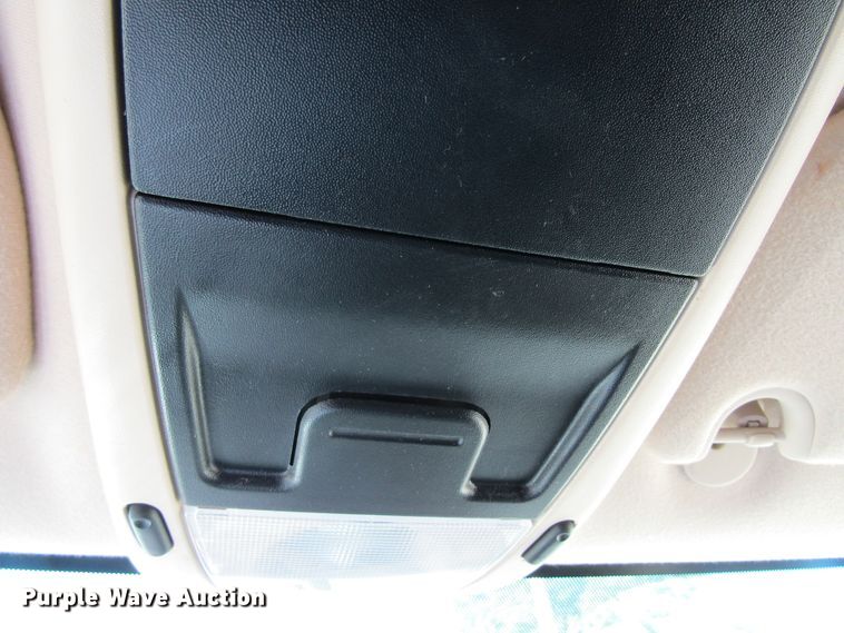 image for item GQ9029 2010 Ford Explorer XLT  SUV