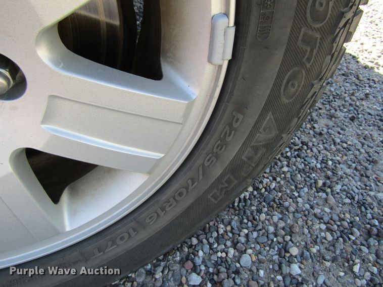 image for item GQ9029 2010 Ford Explorer XLT  SUV