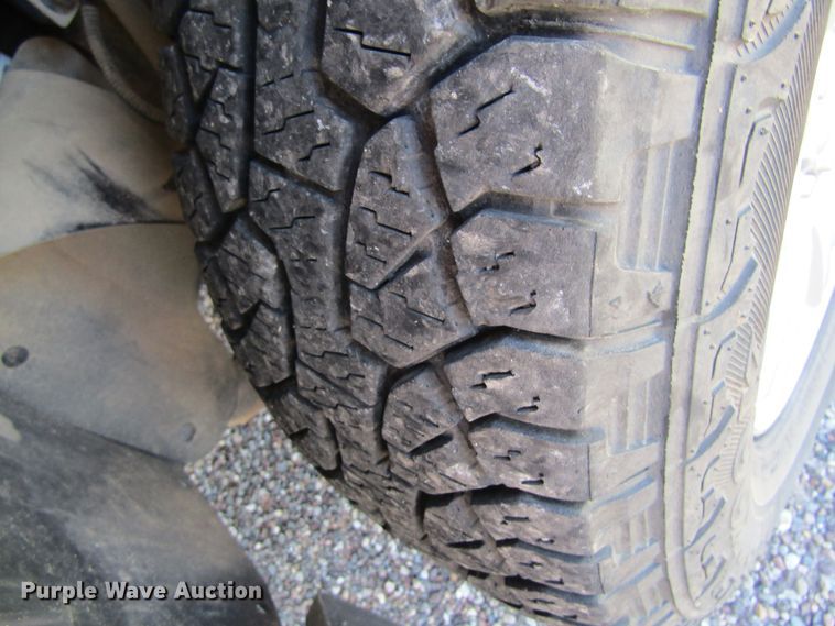 image for item GQ9029 2010 Ford Explorer XLT  SUV