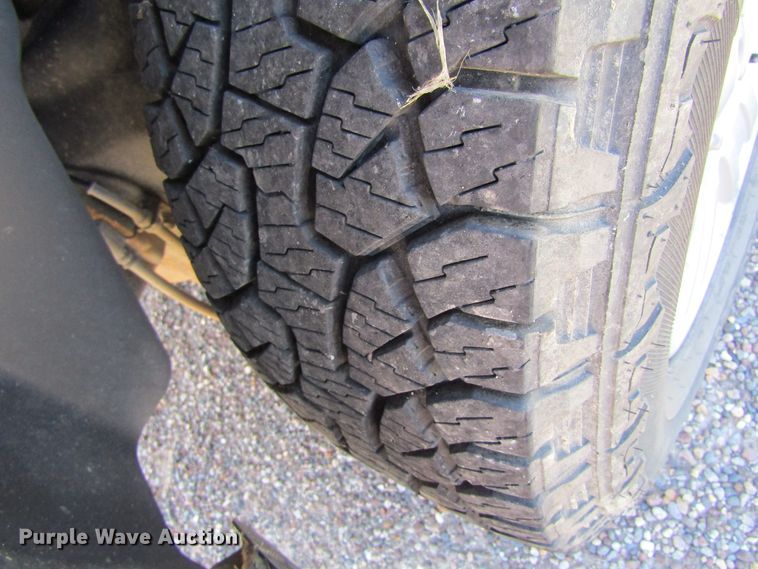 image for item GQ9029 2010 Ford Explorer XLT  SUV