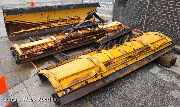 image for item GT9034 (3) Meyer snow plows