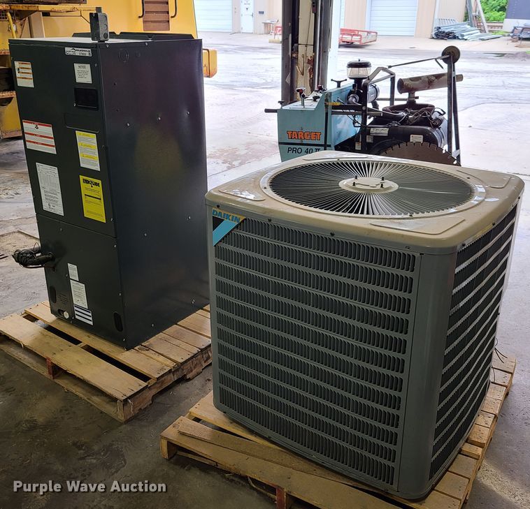 image for item GT9035 AC unit