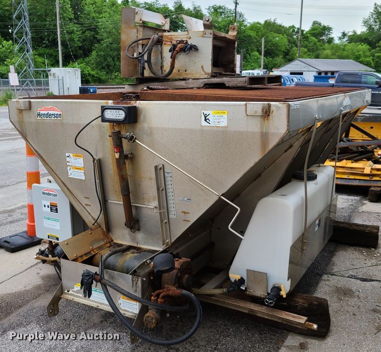 image for item GT9037 Henderson stainless steel spreader