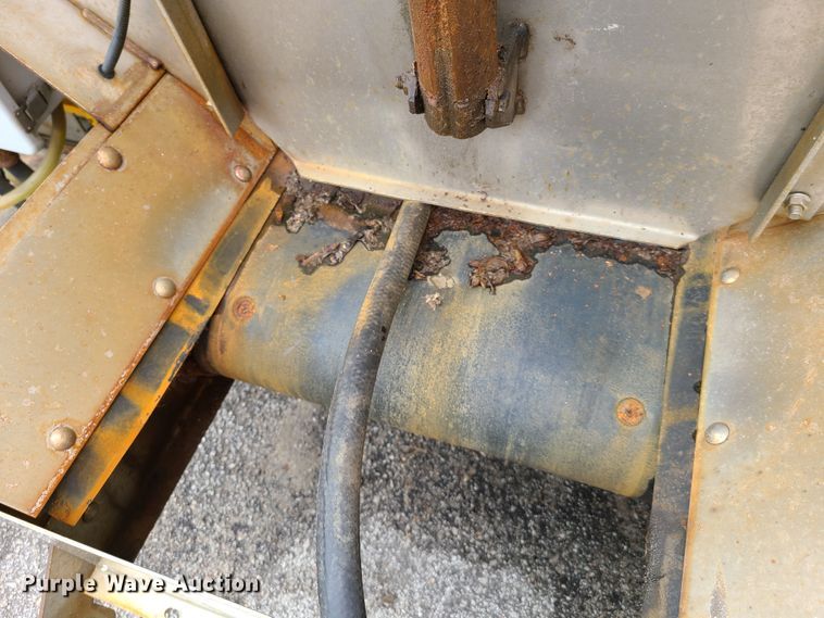 image for item GT9037 Henderson stainless steel spreader