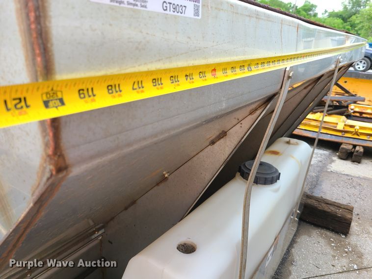 image for item GT9037 Henderson stainless steel spreader