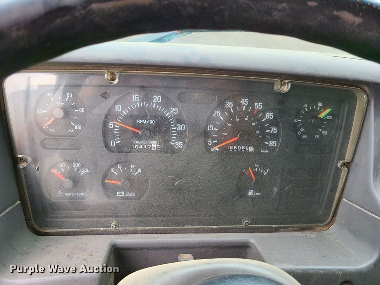 image for item GT9117 2000 Sterling L-Line  dump truck