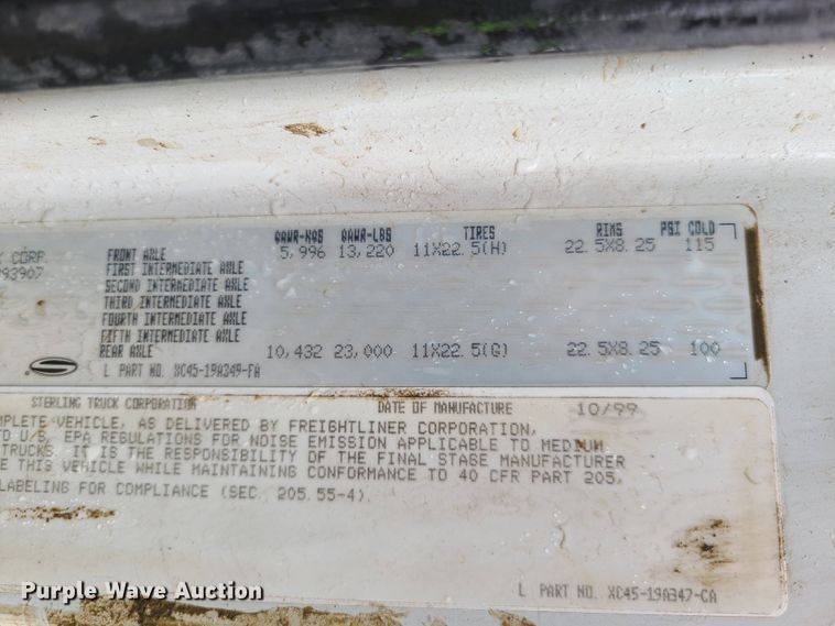 image for item GT9117 2000 Sterling L-Line  dump truck