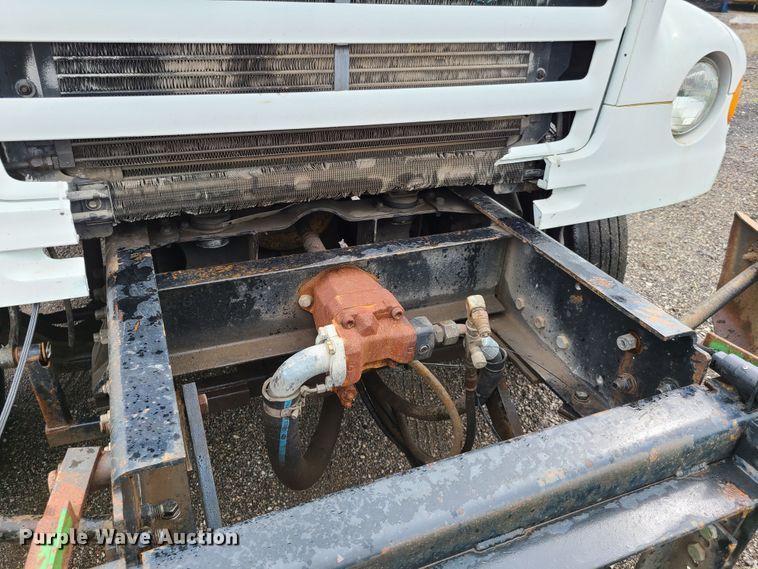 image for item GT9117 2000 Sterling L-Line  dump truck