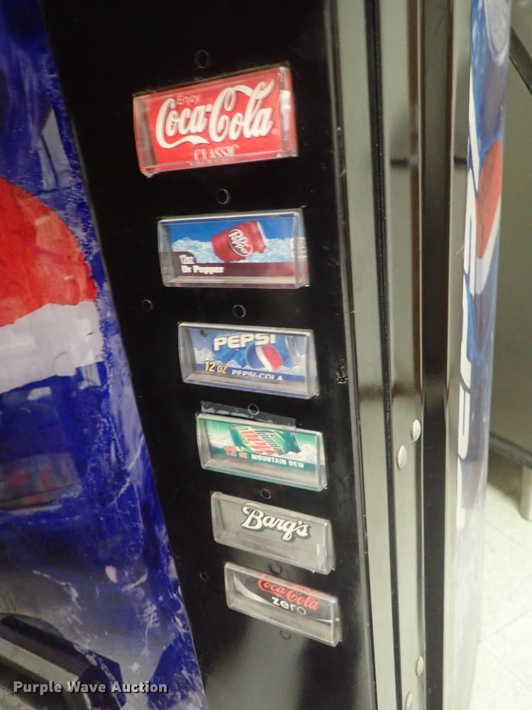 image for item GW9429 Vending machine