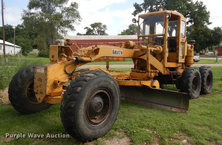 image for item HA9284 Galion 104H  rigid frame motor grader