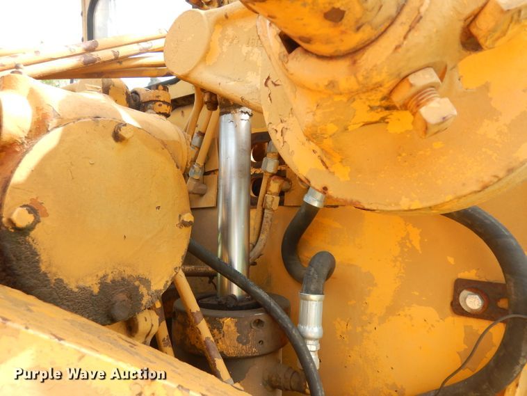image for item HA9284 Galion 104H  rigid frame motor grader