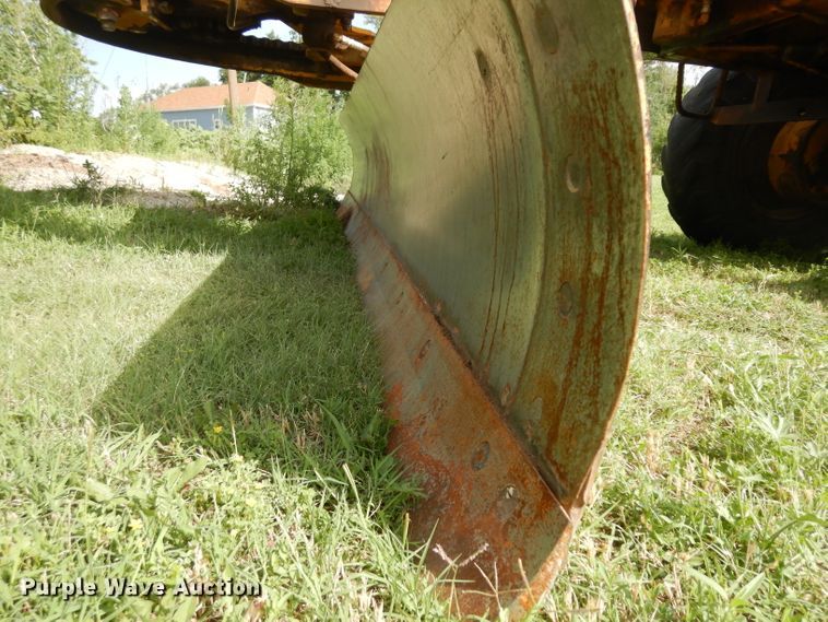 image for item HA9284 Galion 104H  rigid frame motor grader