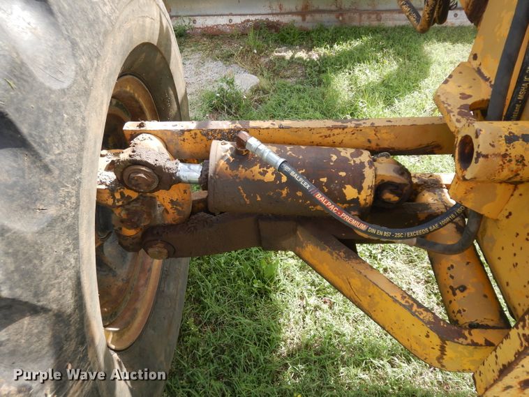 image for item HA9284 Galion 104H  rigid frame motor grader