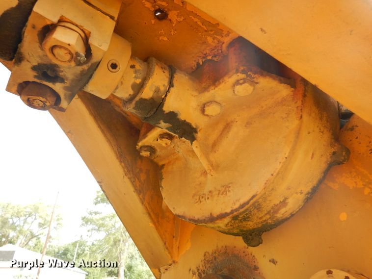 image for item HA9284 Galion 104H  rigid frame motor grader