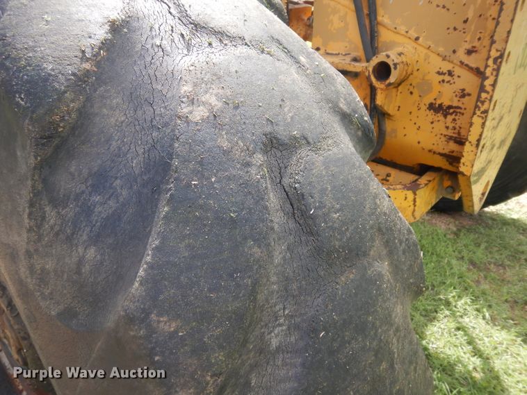 image for item HA9284 Galion 104H  rigid frame motor grader