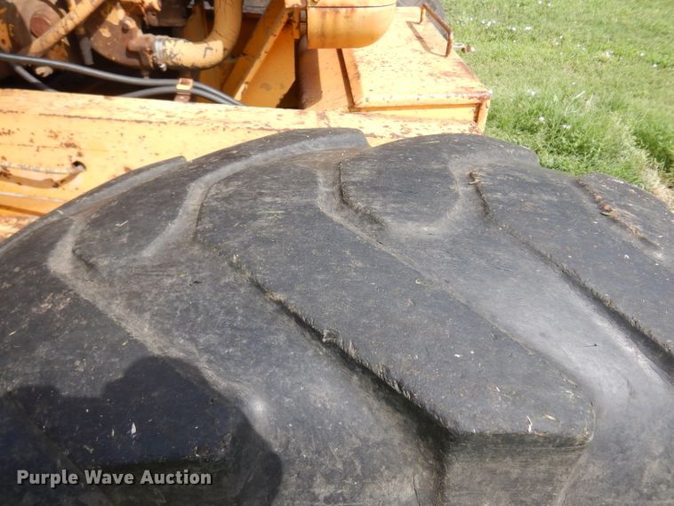 image for item HA9284 Galion 104H  rigid frame motor grader