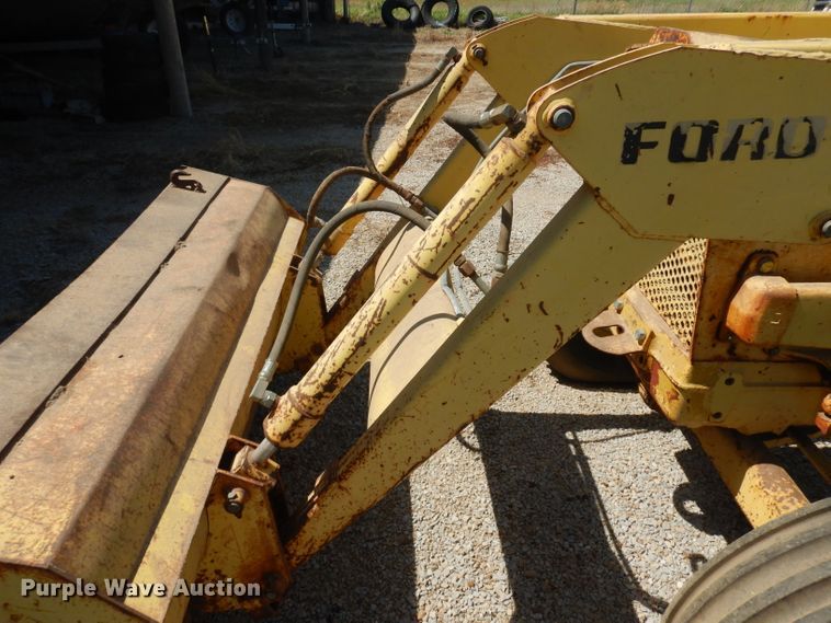 image for item HA9285 Ford 3550  tractor