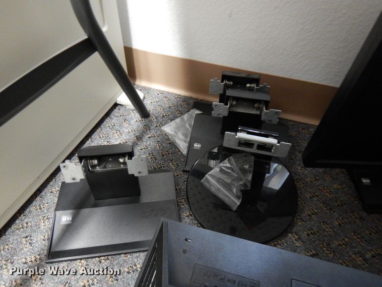 image for item HG9037 (8) monitors