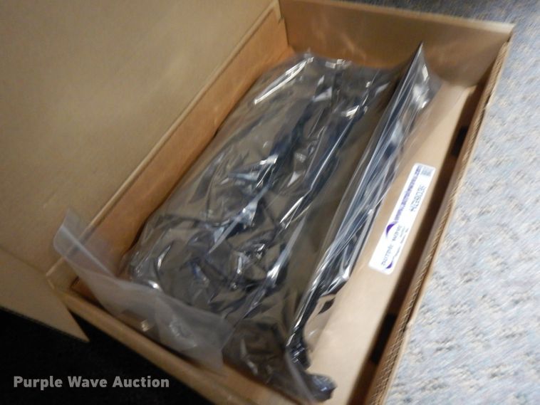 image for item HG9039 Zetron Series 3200 E9-1-1 controller