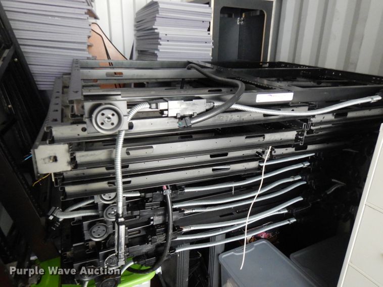 image for item HG9043 Xybix tables