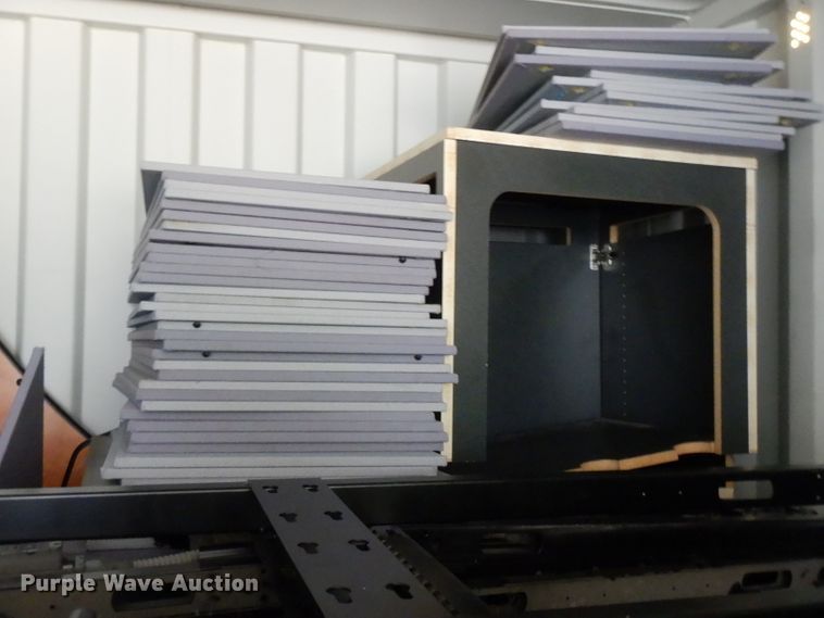 image for item HG9043 Xybix tables